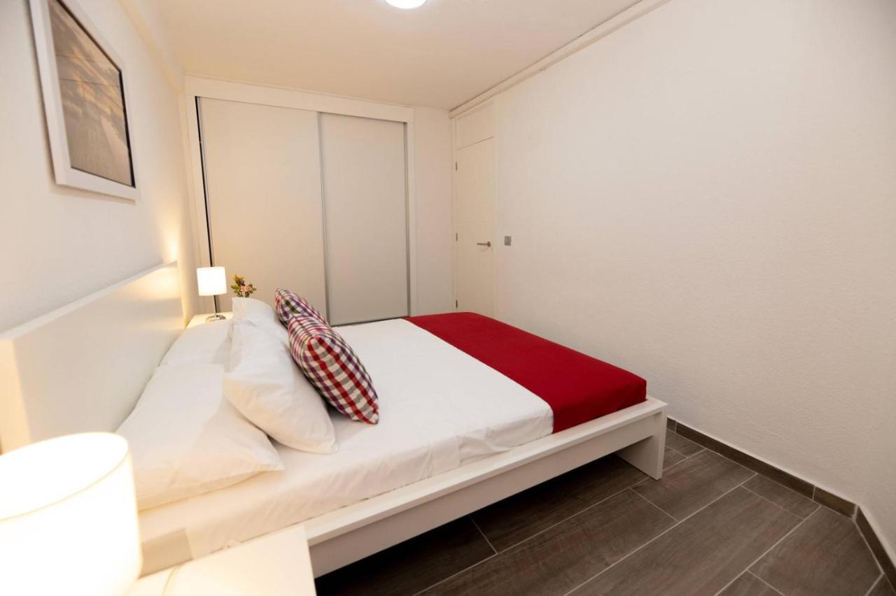 Modern Apartment With Pool And Wifi Playa Fanabe Luaran gambar
